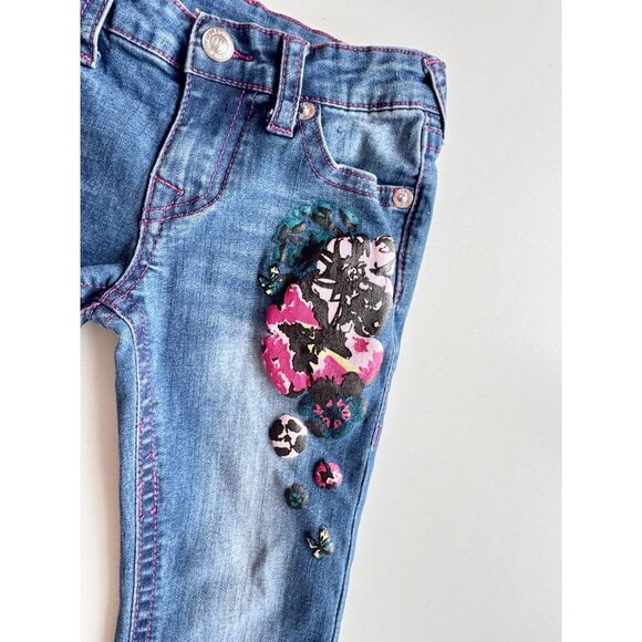 Girls' TRUE RELIGION Floral Patch Medium Dark Rinse Skinny Jeans, Size 6X - Picture 3 of 16